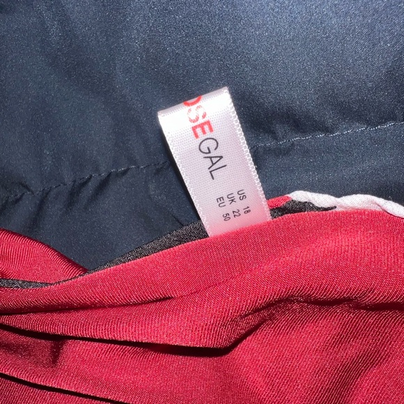 Rose-gal Red Floral Top - Picture 4 of 4